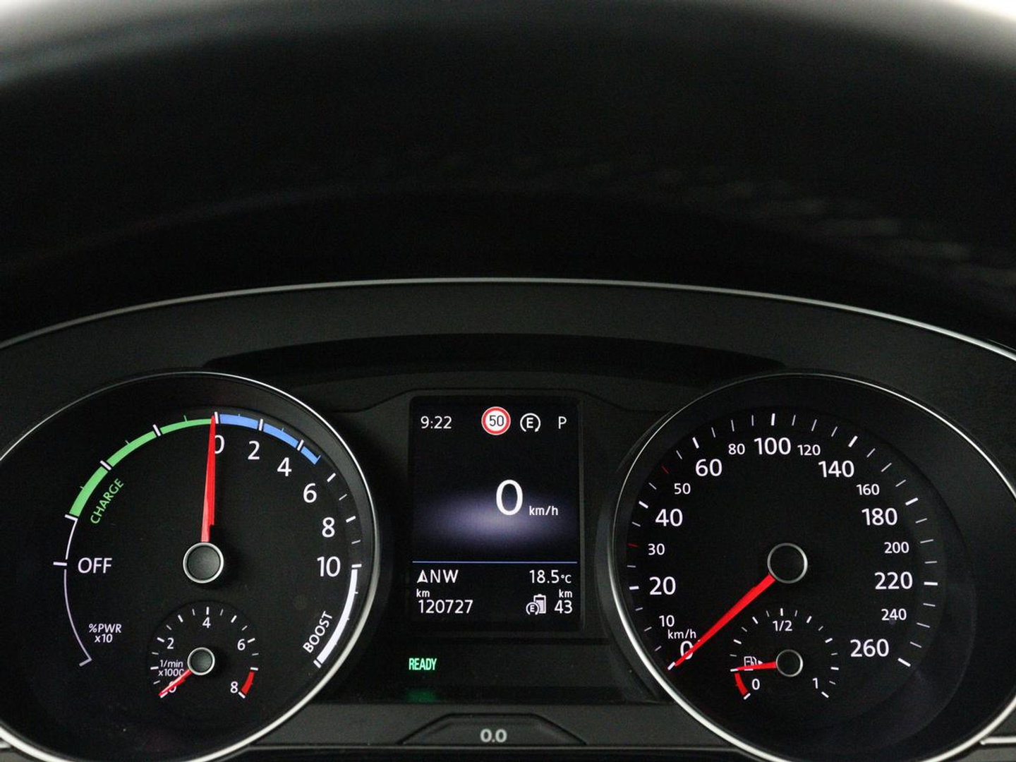 Volkswagen Passat 1.4 TSI PHEV GTE Business | Adaptive Cruise | Stoelverwarming | Trekhaak | Carplay | Massage | Camera