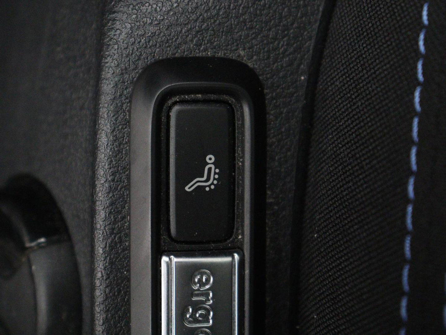 Volkswagen Passat 1.4 TSI PHEV GTE Business | Adaptive Cruise | Stoelverwarming | Trekhaak | Carplay | Massage | Camera