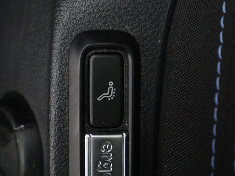 Volkswagen Passat 1.4 TSI PHEV GTE Business | Adaptive Cruise | Stoelverwarming | Trekhaak | Carplay | Massage | Camera