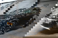 Volkswagen T-Cross - 1.5 TSI 2X R-LINE navi camera trekhaak 17 inch 150 pk !!