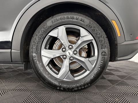 Ford Mustang Mach-E RWD 75 kWh [ 3-Fase-11kW] {SOH-86%} (INCL.BTW) *LEATHER | FULL-LED | DAB | DIGI-COCKPIT | KEYLESS | NAVI-FULLMAP | CARPLAY | HEATED-COMFORTSEATS | TOPVIEW | ADAPTIVE-CRUISE | PRIVACY-GLASS | 18'' ALU*