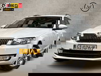 Škoda Octavia - Combi 1.2 TSI Sport Automaat (NAVIGATIE, CLIMATE, GETINT GLAS, TREKHAAK, PARKEERSENSOREN, SPORTSTOELEN, CRUISE, LM VELGEN, NIEUWE APK, NIEUWSTAAT)