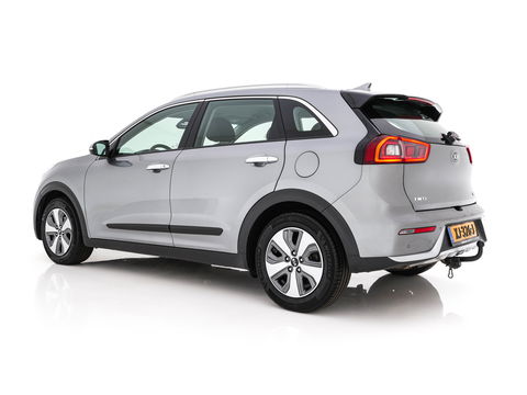 Kia Niro 1.6 GDi Hybrid ExecutiveLine Eco-Hybrid (INCL-BTW) Aut. *LEATHER-FABRIC | NAVI-FULLMAP | KEYLESS | CAMERA | COMFORTSEATS | DIGI-COCKPIT | LANE-ASSIST | ECC | CARPLAY | PDC | TOWBAR | 16''ALU*