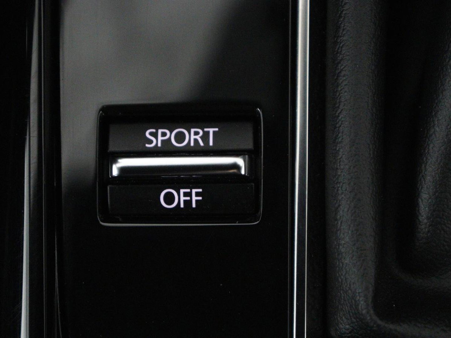 Mazda CX-30 2.0 e-SkyActiv-G M Hybrid Comfort | Leder | Stoel & Stuurverwarming | Adaptive Cruise | Trekhaak | Head-up | Camera