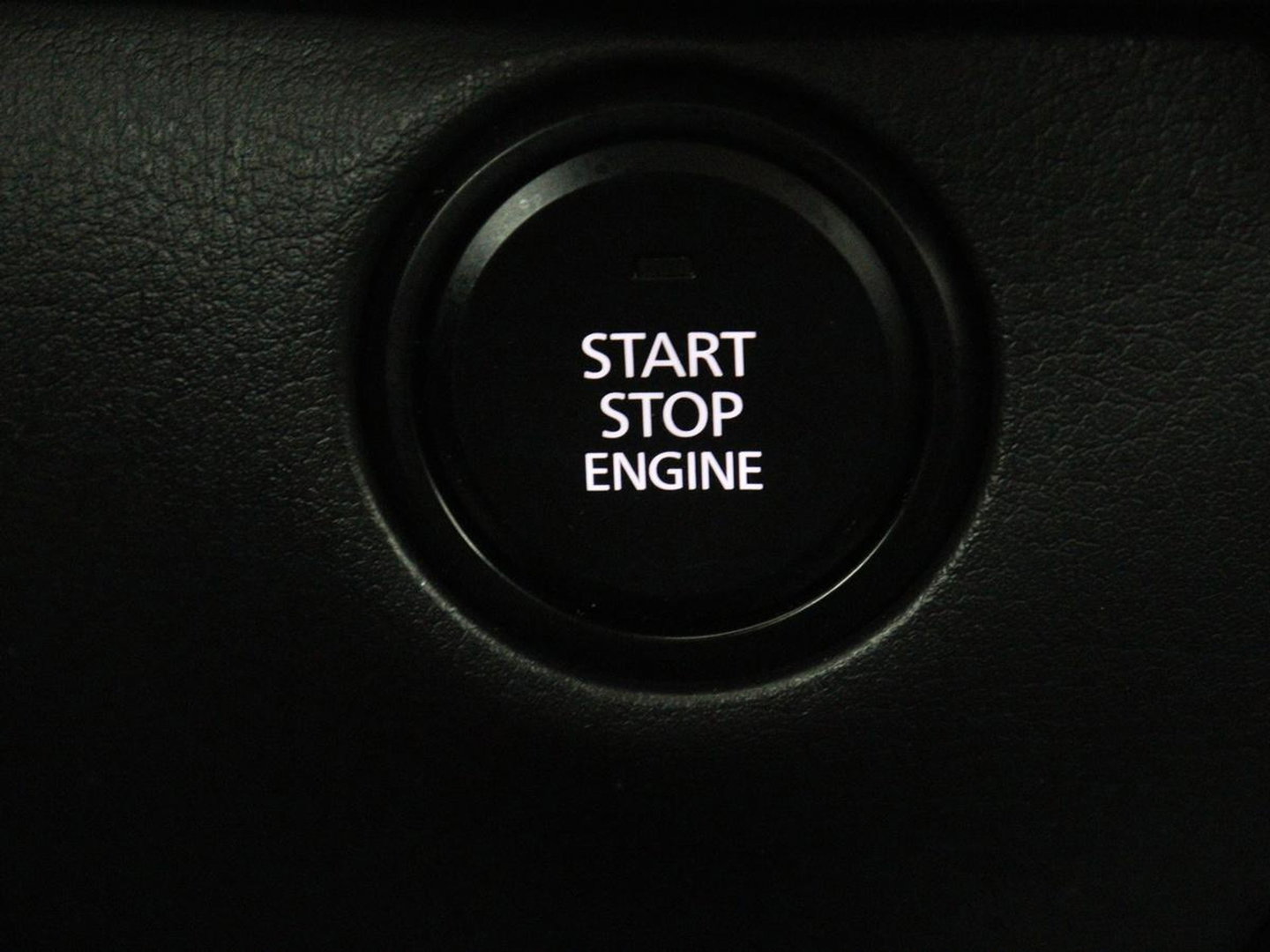 Mazda CX-30 2.0 e-SkyActiv-G M Hybrid Comfort | Leder | Stoel & Stuurverwarming | Adaptive Cruise | Trekhaak | Head-up | Camera