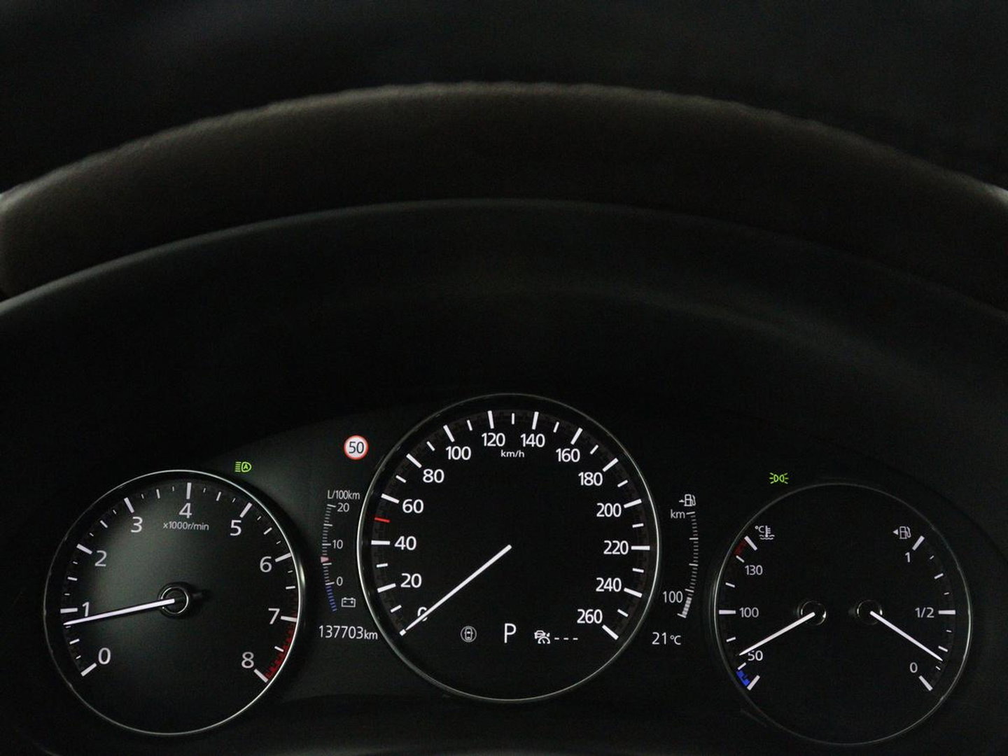 Mazda CX-30 2.0 e-SkyActiv-G M Hybrid Comfort | Leder | Stoel & Stuurverwarming | Adaptive Cruise | Trekhaak | Head-up | Camera