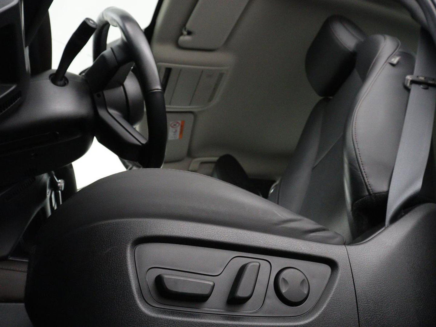 Mazda CX-30 2.0 e-SkyActiv-G M Hybrid Comfort | Leder | Stoel & Stuurverwarming | Adaptive Cruise | Trekhaak | Head-up | Camera