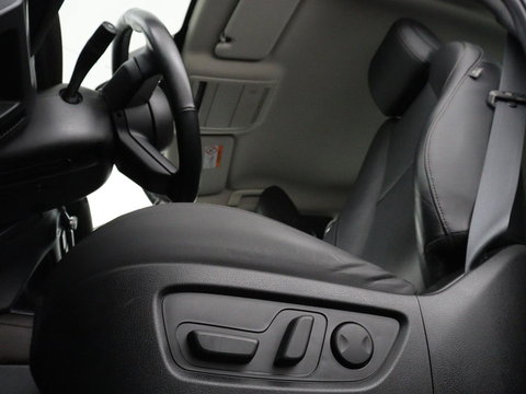 Mazda CX-30 2.0 e-SkyActiv-G M Hybrid Comfort | Leder | Stoel & Stuurverwarming | Adaptive Cruise | Trekhaak | Head-up | Camera