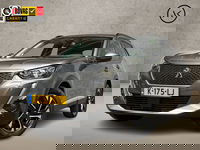 Peugeot 2008 - 1.2 PureTech Allure Sport (VIRTUAL COCKPIT, APPLE CARPLAY, 360 CAMERA, LEDER, KEYLESS, SPORTSTOELEN, GETINT GLAS, LM VELGEN, NIEUWSTAAT)