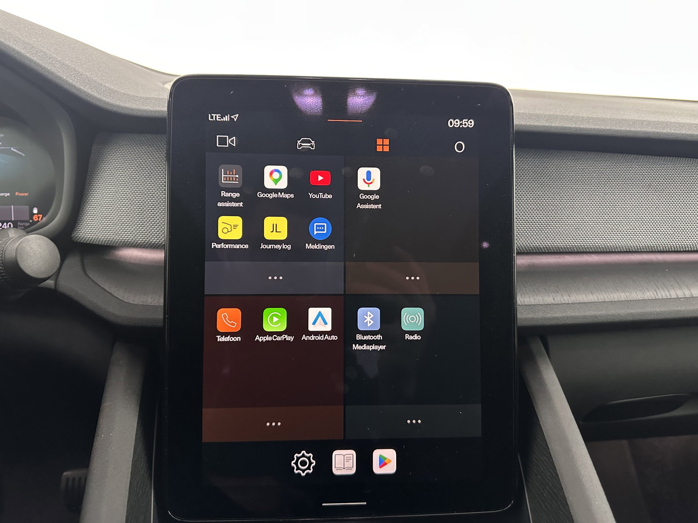 Polestar 2 Long Range Dual Motor Launch Edition 78kWh [ 3-Fase-11kW ] {SOH-90%} (INCL-BTW) Aut. *PANO | NAVI-FULLMAP | FULL-LED | ADAPTIVE-CRUISE | BLINDSPOT | TOPVIEW | KEYLESS | LANE-ASSIST | DIGI-COCKPIT | CARPLAY | DAB+ | HEATED-SPORTSEATS | CAMERA | MEMORY-PACK