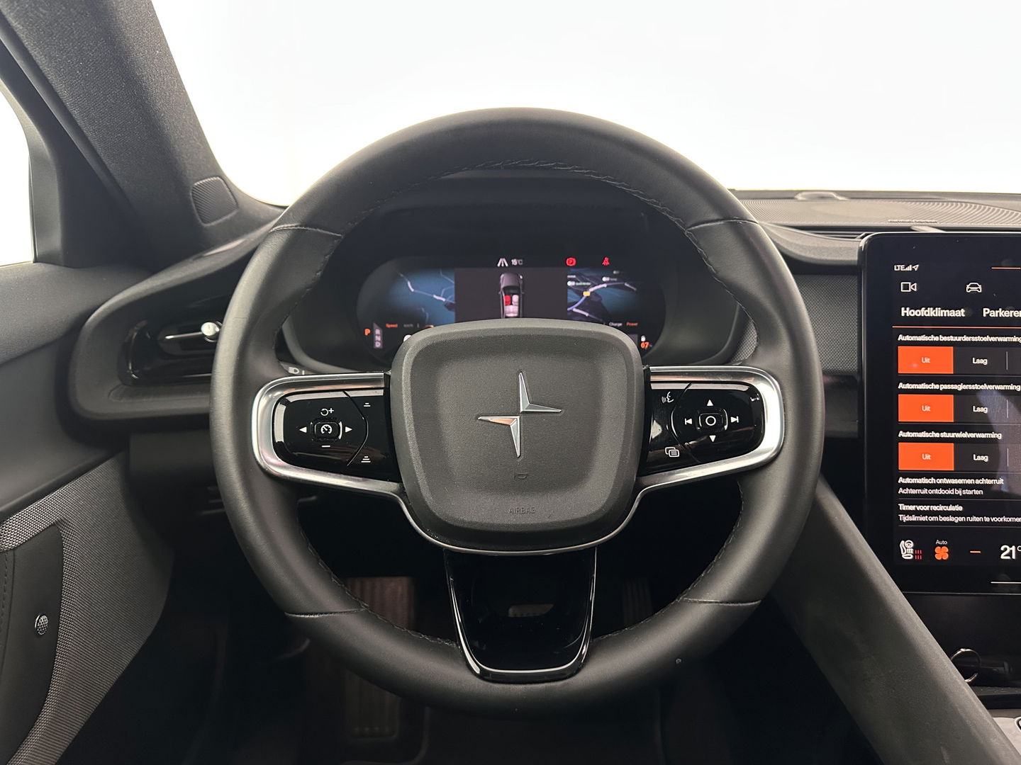 Polestar 2 Long Range Dual Motor Launch Edition 78kWh [ 3-Fase-11kW ] {SOH-90%} (INCL-BTW) Aut. *PANO | NAVI-FULLMAP | FULL-LED | ADAPTIVE-CRUISE | BLINDSPOT | TOPVIEW | KEYLESS | LANE-ASSIST | DIGI-COCKPIT | CARPLAY | DAB+ | HEATED-SPORTSEATS | CAMERA | MEMORY-PACK