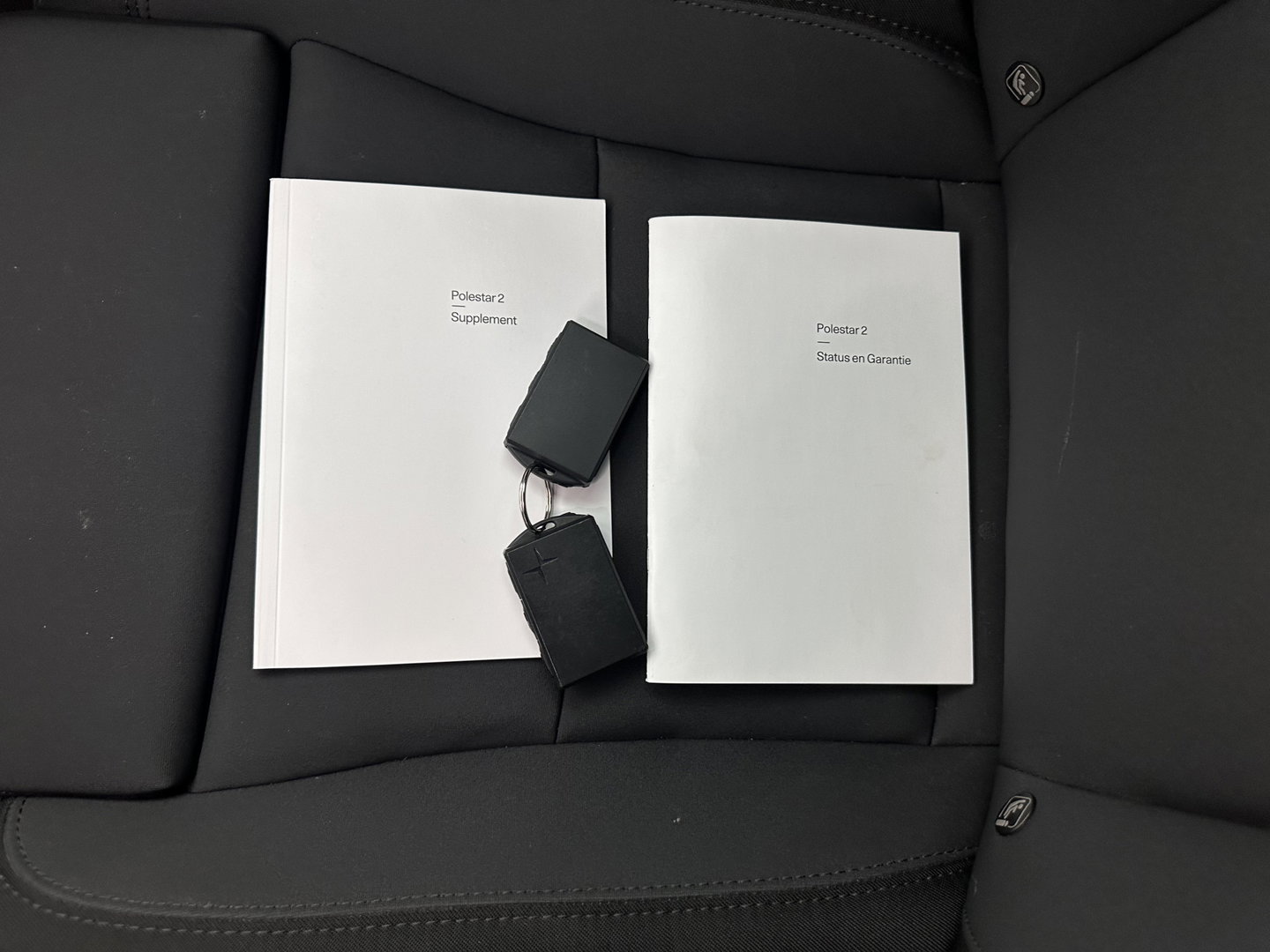 Polestar 2 Long Range Dual Motor Launch Edition 78kWh [ 3-Fase-11kW ] {SOH-90%} (INCL-BTW) Aut. *PANO | NAVI-FULLMAP | FULL-LED | ADAPTIVE-CRUISE | BLINDSPOT | TOPVIEW | KEYLESS | LANE-ASSIST | DIGI-COCKPIT | CARPLAY | DAB+ | HEATED-SPORTSEATS | CAMERA | MEMORY-PACK