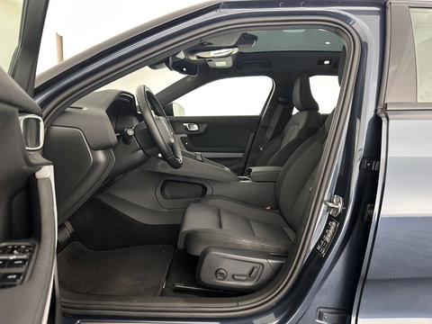 Polestar 2 Long Range Dual Motor Launch Edition 78kWh [ 3-Fase-11kW ] {SOH-90%} (INCL-BTW) Aut. *PANO | NAVI-FULLMAP | FULL-LED | ADAPTIVE-CRUISE | BLINDSPOT | TOPVIEW | KEYLESS | LANE-ASSIST | DIGI-COCKPIT | CARPLAY | DAB+ | HEATED-SPORTSEATS | CAMERA | MEMORY-PACK