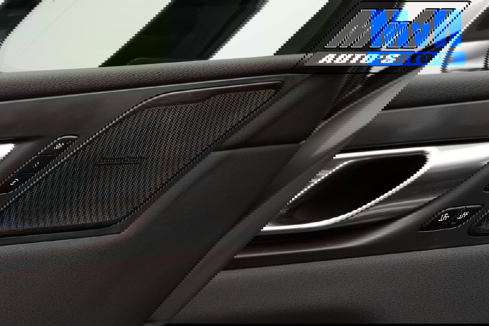 Volvo XC60 2.0 Recharge T6 AWD R-Design|PANO|H/K AUDIO|TREKH