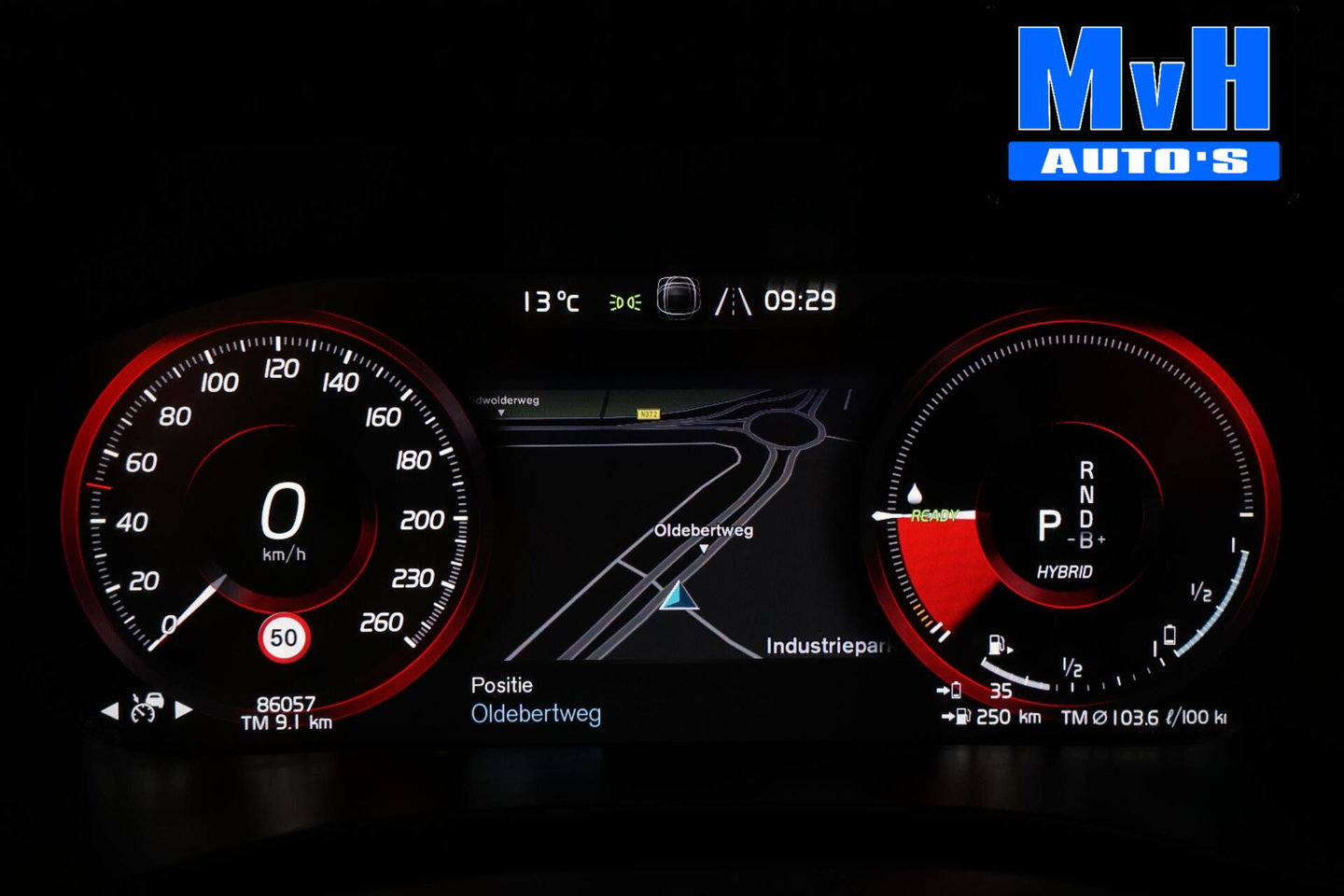 Volvo XC60 2.0 Recharge T6 AWD R-Design|PANO|H/K AUDIO|TREKH