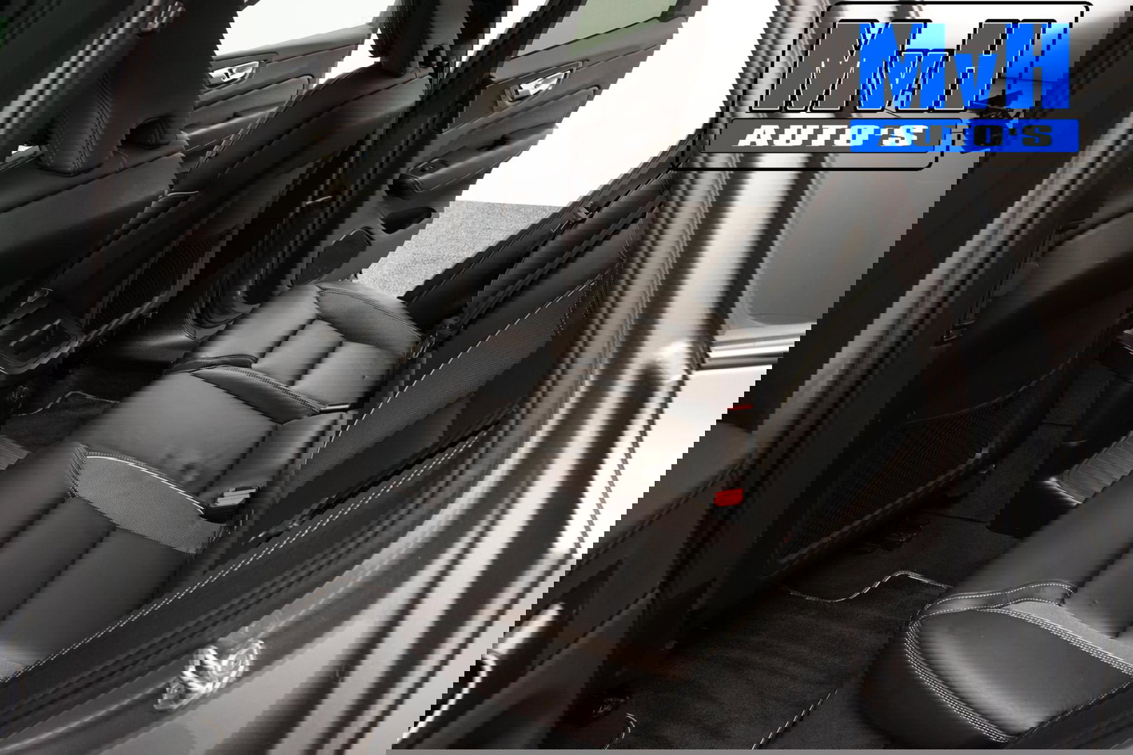 Volvo XC60 2.0 Recharge T6 AWD R-Design|PANO|H/K AUDIO|TREKH