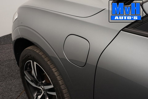 Volvo XC60 2.0 Recharge T6 AWD R-Design|PANO|H/K AUDIO|TREKH