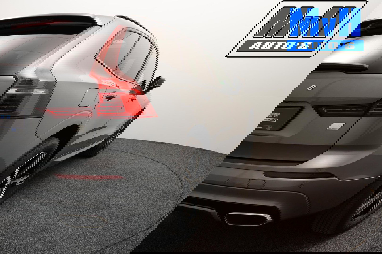 Volvo XC60 2.0 Recharge T6 AWD R-Design|PANO|H/K AUDIO|TREKH