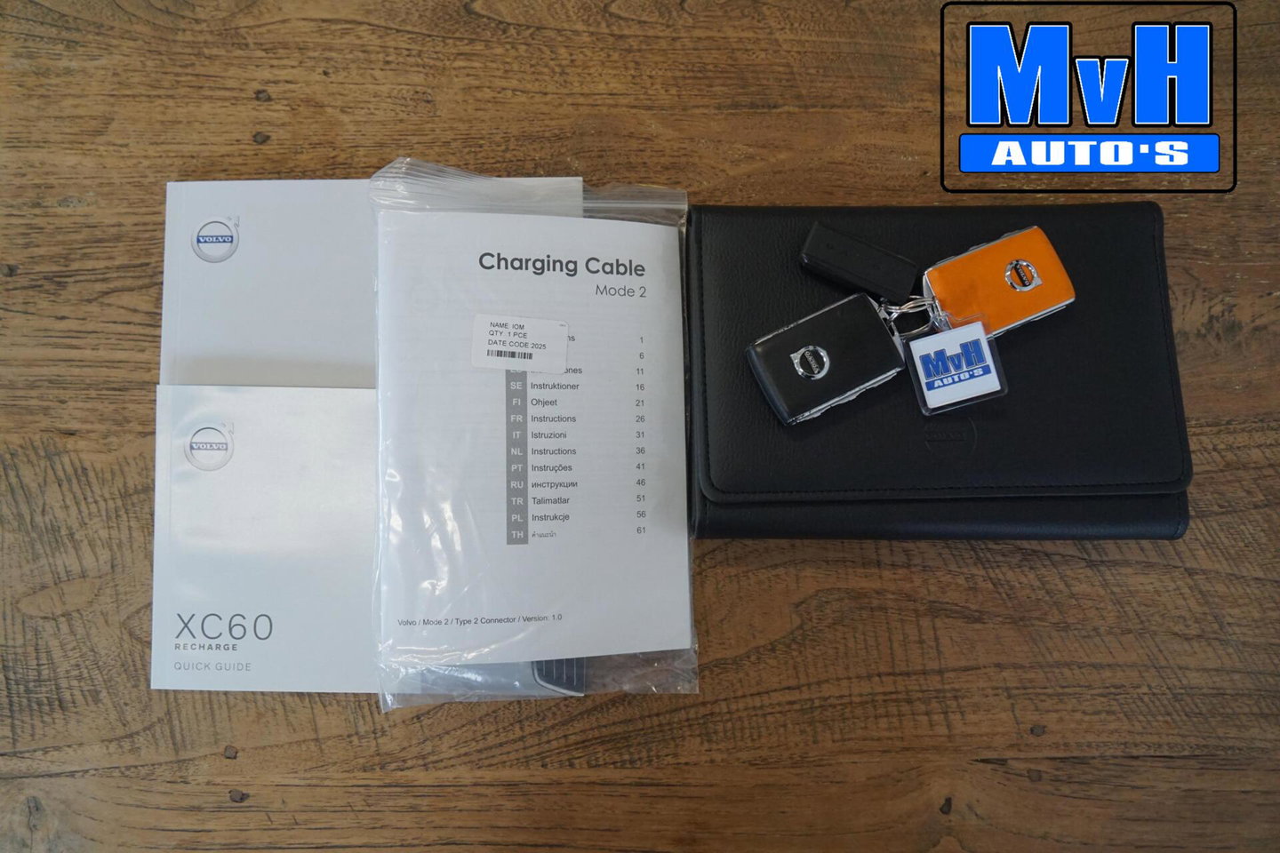 Volvo XC60 2.0 Recharge T6 AWD R-Design|PANO|H/K AUDIO|TREKH