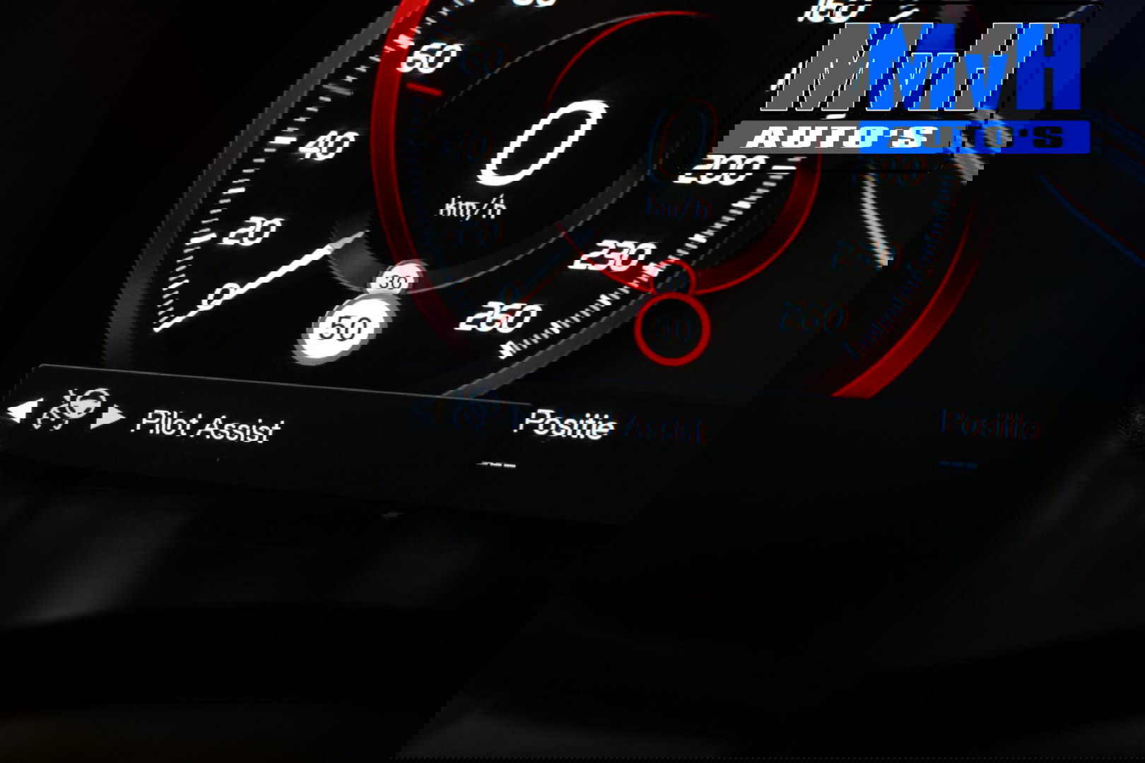 Volvo XC60 2.0 Recharge T6 AWD R-Design|PANO|H/K AUDIO|TREKH