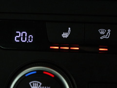 SEAT Ateca 1.0 TSI Style Business Intense | Stoel & Stuurverwarming | Cruise Control | Camera | Navigatie | Carplay | LED