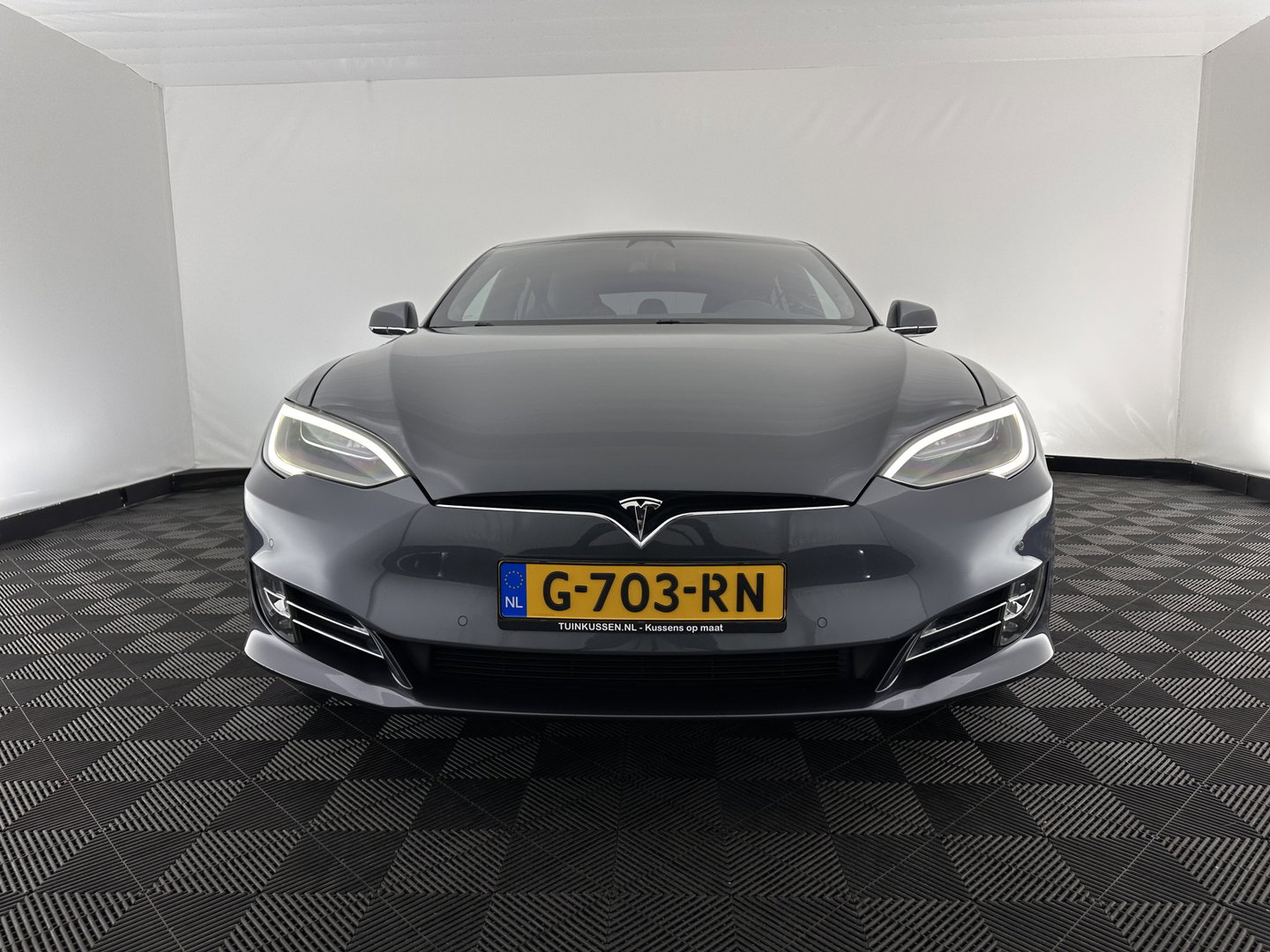 Tesla Model S 75D Base [ 3-Fase-17kW ] Aut. *PANO-WINDOW | LEATHER-FABRIC | AIR-SUSPENION | FULL-LED | NAVI-FULLMAP | KEYLESS | MEMORY-PACK | HEATED-COMFORTSEATS | DIGI-COCKPIT | CARBON-INLAY | AUTO-PILOT | 21"ALU*