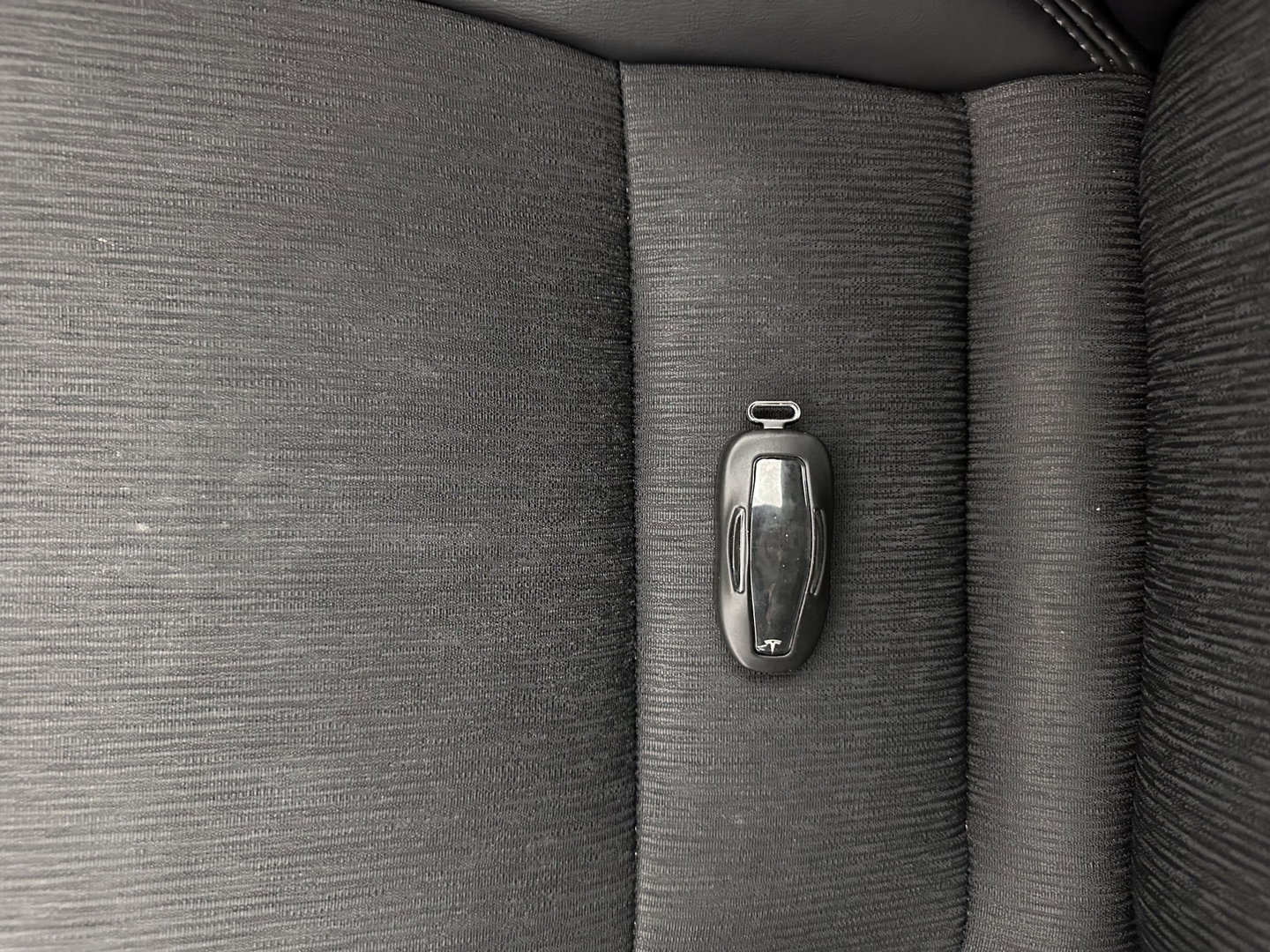 Tesla Model S 75D Base [ 3-Fase-17kW ] Aut. *PANO-WINDOW | LEATHER-FABRIC | AIR-SUSPENION | FULL-LED | NAVI-FULLMAP | KEYLESS | MEMORY-PACK | HEATED-COMFORTSEATS | DIGI-COCKPIT | CARBON-INLAY | AUTO-PILOT | 21"ALU*