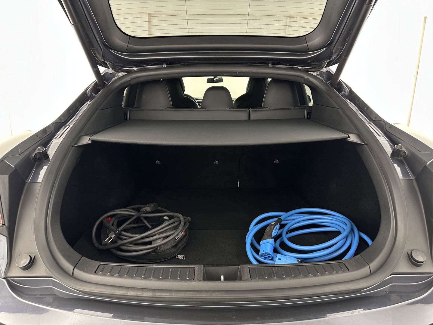Tesla Model S 75D Base [ 3-Fase-17kW ] Aut. *PANO-WINDOW | LEATHER-FABRIC | AIR-SUSPENION | FULL-LED | NAVI-FULLMAP | KEYLESS | MEMORY-PACK | HEATED-COMFORTSEATS | DIGI-COCKPIT | CARBON-INLAY | AUTO-PILOT | 21"ALU*