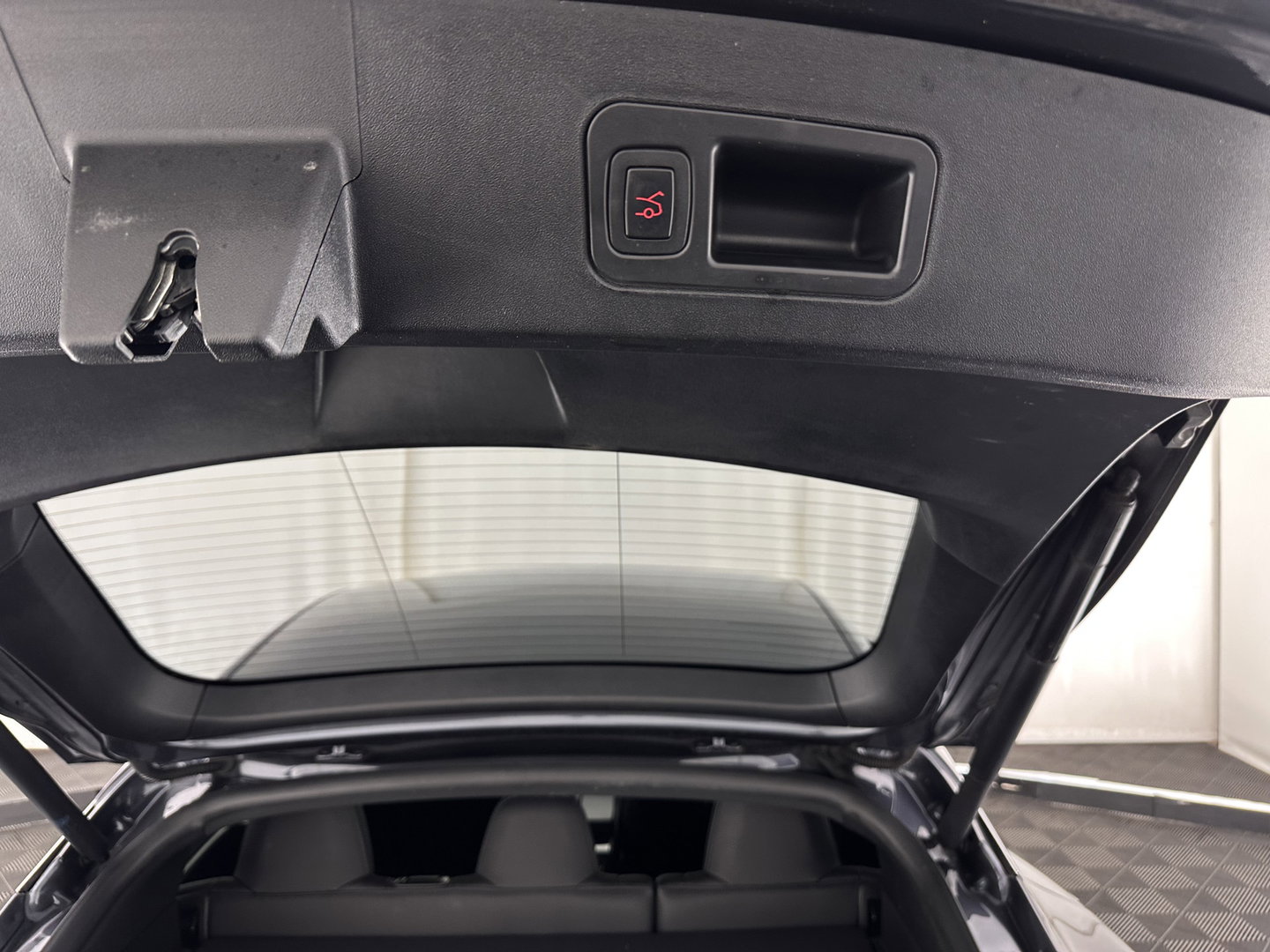 Tesla Model S 75D Base [ 3-Fase-17kW ] Aut. *PANO-WINDOW | LEATHER-FABRIC | AIR-SUSPENION | FULL-LED | NAVI-FULLMAP | KEYLESS | MEMORY-PACK | HEATED-COMFORTSEATS | DIGI-COCKPIT | CARBON-INLAY | AUTO-PILOT | 21"ALU*