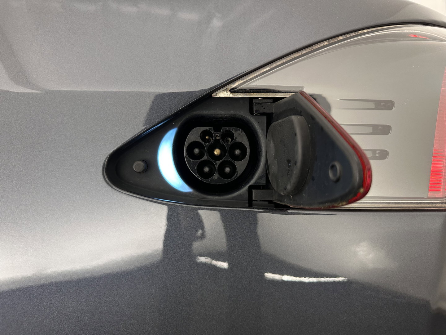 Tesla Model S 75D Base [ 3-Fase-17kW ] Aut. *PANO-WINDOW | LEATHER-FABRIC | AIR-SUSPENION | FULL-LED | NAVI-FULLMAP | KEYLESS | MEMORY-PACK | HEATED-COMFORTSEATS | DIGI-COCKPIT | CARBON-INLAY | AUTO-PILOT | 21"ALU*