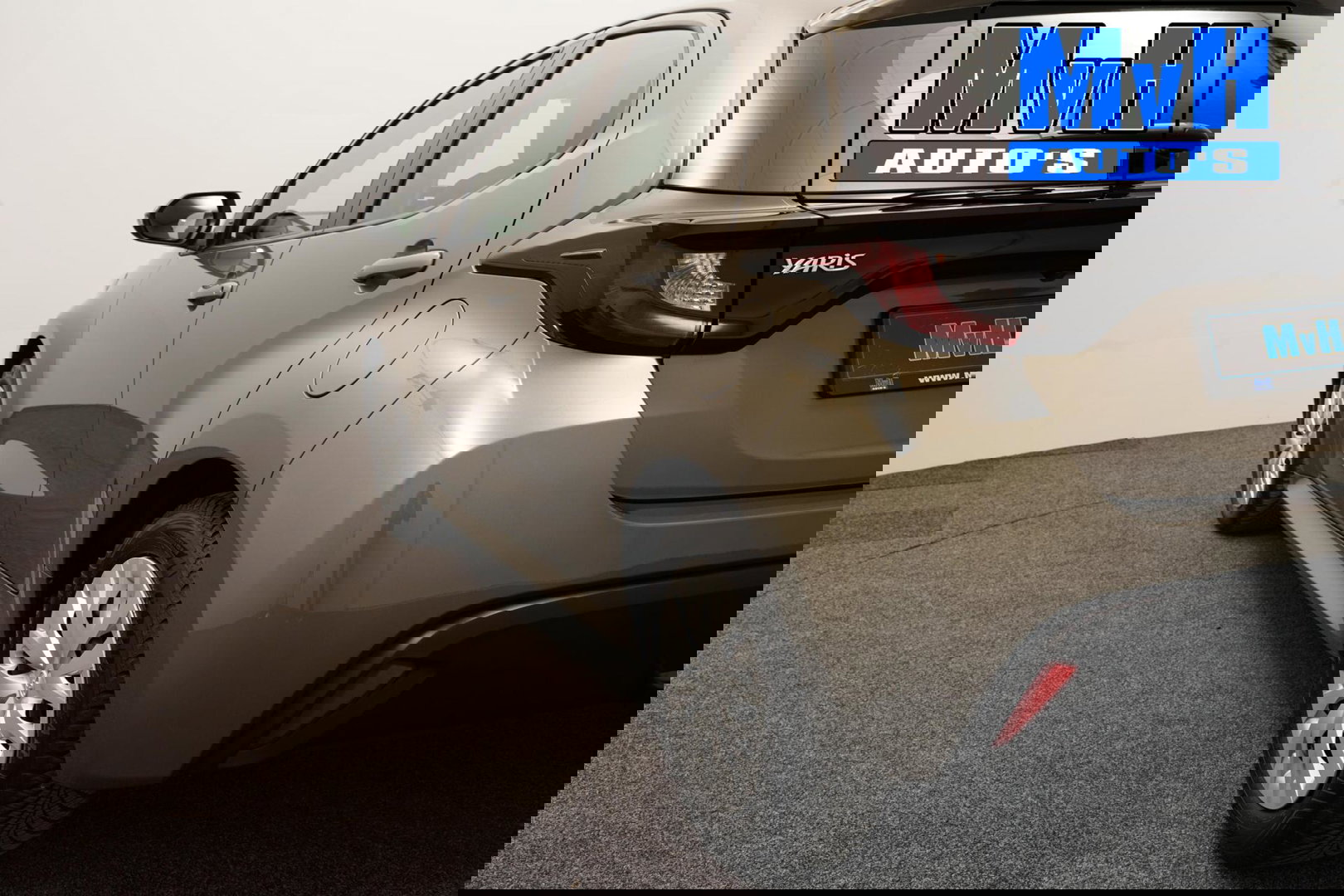 Toyota Yaris 1.5 VVT-i Active|CAMERA|ADAP.CRUISE|CARPLAY|NAP