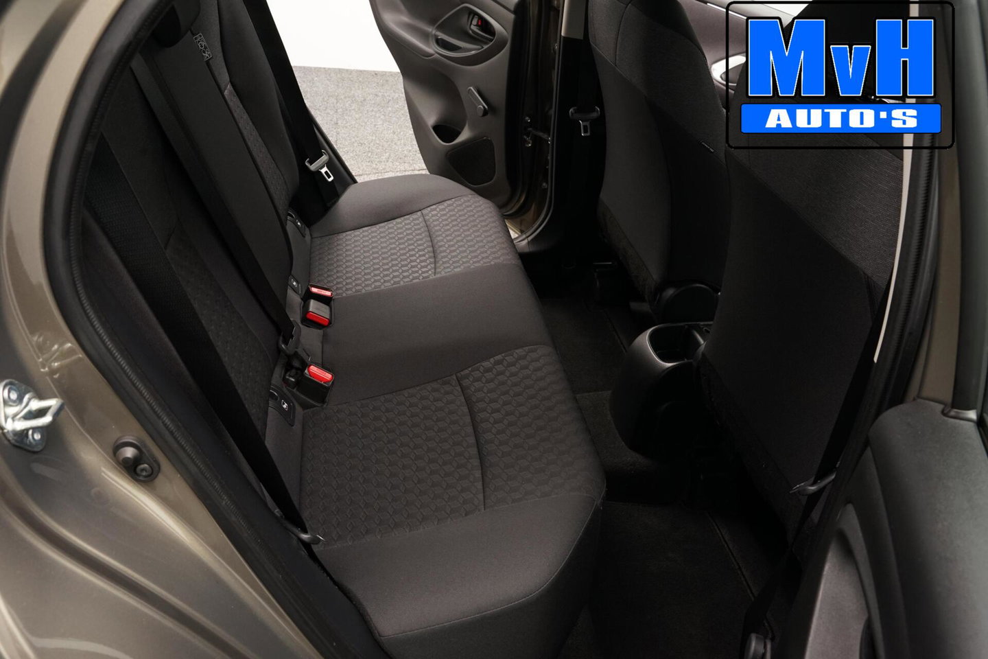 Toyota Yaris 1.5 VVT-i Active|CAMERA|ADAP.CRUISE|CARPLAY|NAP