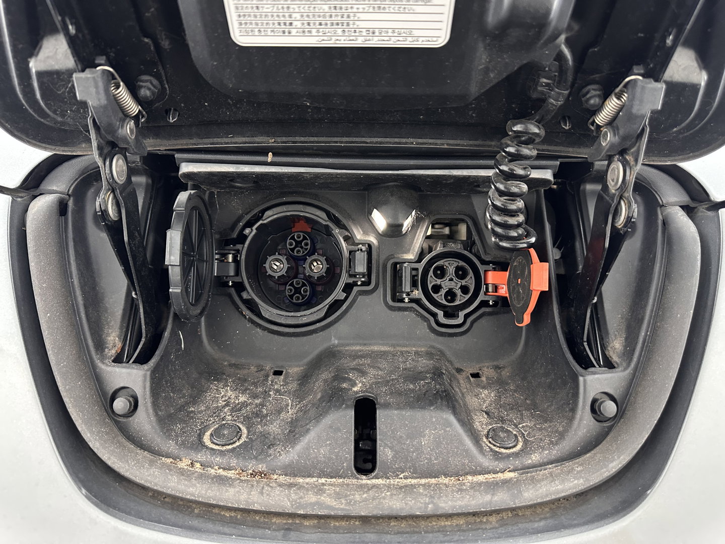 Nissan Leaf Business Edition 30 kWh Aut. *LEATHER | FULL-LED | BOSE-SURROUND | TOPVIEW | KEYLESS | NAVI-FULLMAP | ECC | HEATED-COMFORTSEATS | PRIVACYGLASS | DIGI-COCKPIT | DAB | 17"ALU*