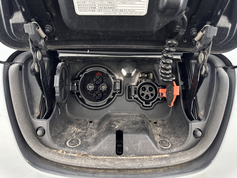 Nissan Leaf Business Edition 30 kWh Aut. *LEATHER | FULL-LED | BOSE-SURROUND | TOPVIEW | KEYLESS | NAVI-FULLMAP | ECC | HEATED-COMFORTSEATS | PRIVACYGLASS | DIGI-COCKPIT | DAB | 17"ALU*