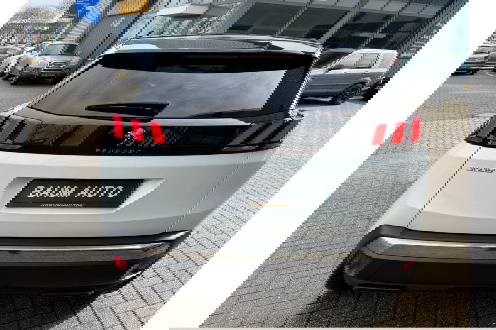 Peugeot 3008 1.2 PURETECH ALLUREPACK AUTOMAAT 130PK AIRCO NAVI PDC-CAMERA