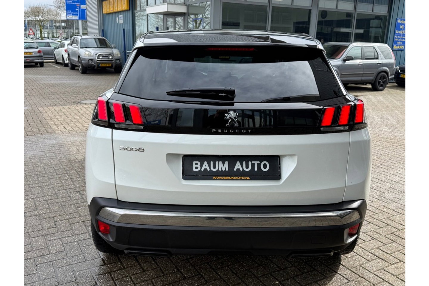 Peugeot 3008 1.2 PURETECH ALLUREPACK AUTOMAAT 130PK AIRCO NAVI PDC-CAMERA