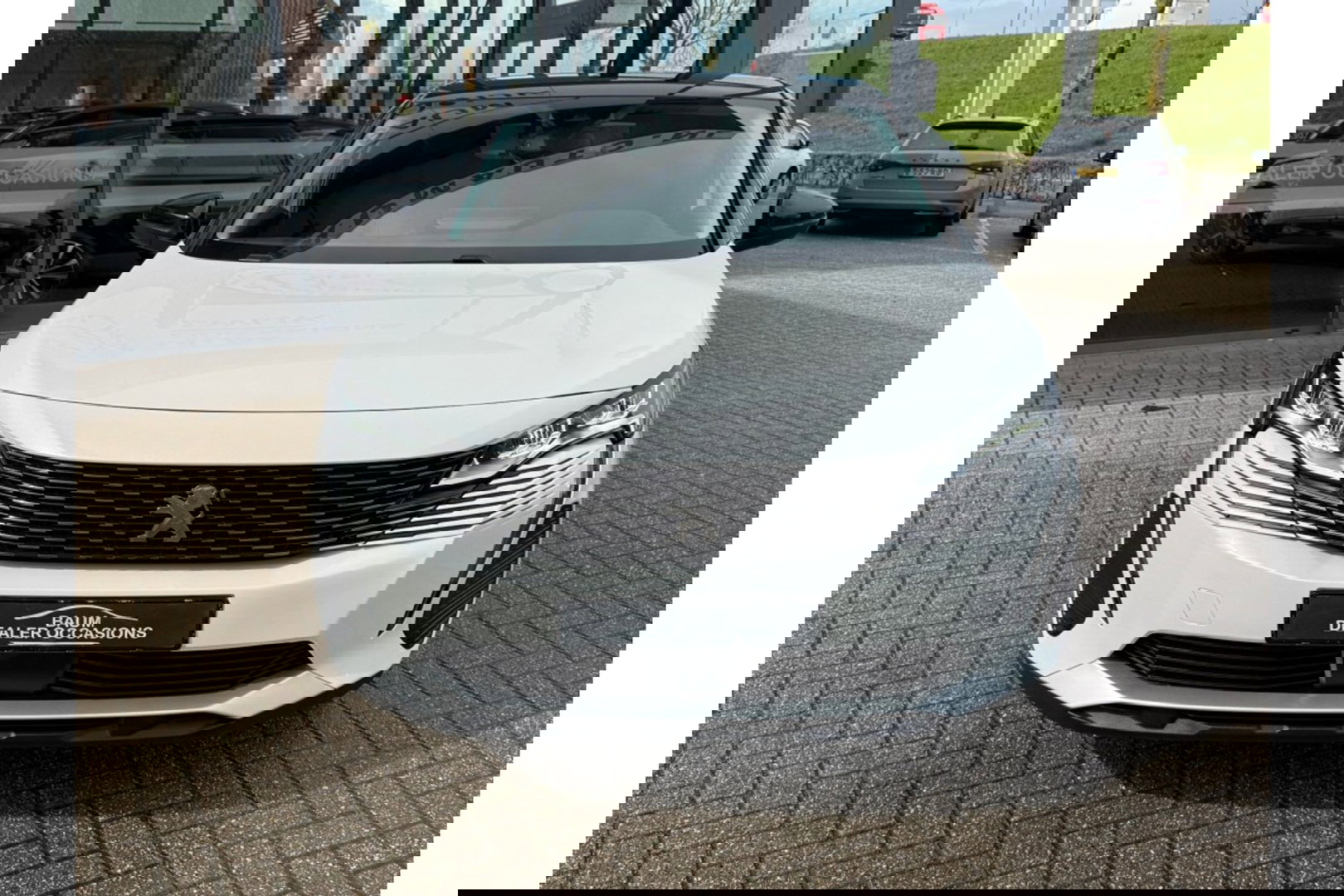 Peugeot 3008 1.2 PURETECH ALLUREPACK AUTOMAAT 130PK AIRCO NAVI PDC-CAMERA