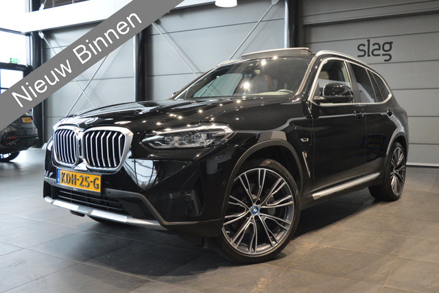 BMW X3 - xDrive30e High Executive Sport pano leder camera 21 inch !!