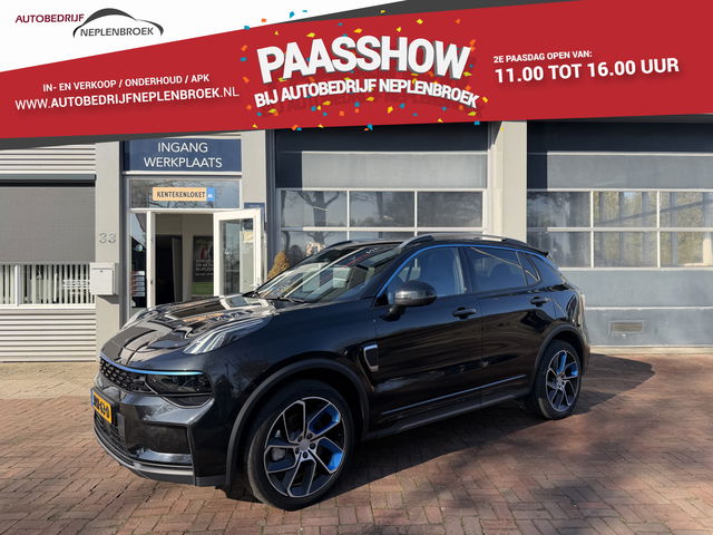 Lynk & Co 01 - 1.5 LED | Stoelverw. | Pano | Navi | Clima | Camera | ACC | PDC  2023 45.000 KM zwart hemel