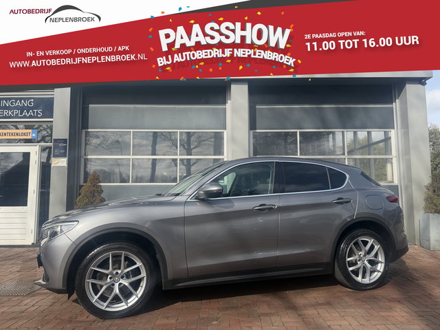 Alfa Romeo Stelvio - 2.0 T AWD Veloce AWD Super First Edition 280 PK Leder Camera Keyless Stoel/Stuurverw. Elek Klep 20''
