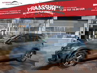 Volkswagen T-Roc - 1.5 TSI R-Line DSG-aut. R-LINE / Trekhaak afn. / Camera / Stoelverw. / IQ Light / FABRIEKS garantie