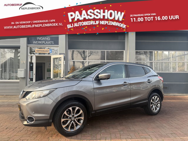 Nissan QASHQAI - 1.2 Connect Edition | LMV | PDC | Clima | Navi | Camera | Keyless |  01-2015 55.620 KM