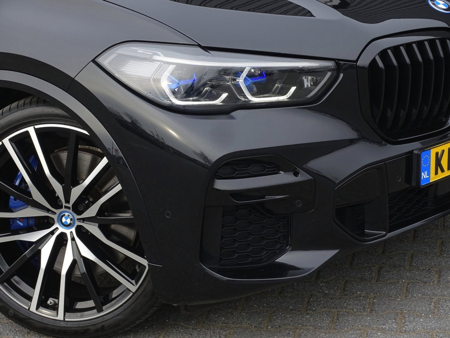 BMW X5 45e 394PK M-Sport / M- Individual / Skylounge / Laser / 360°