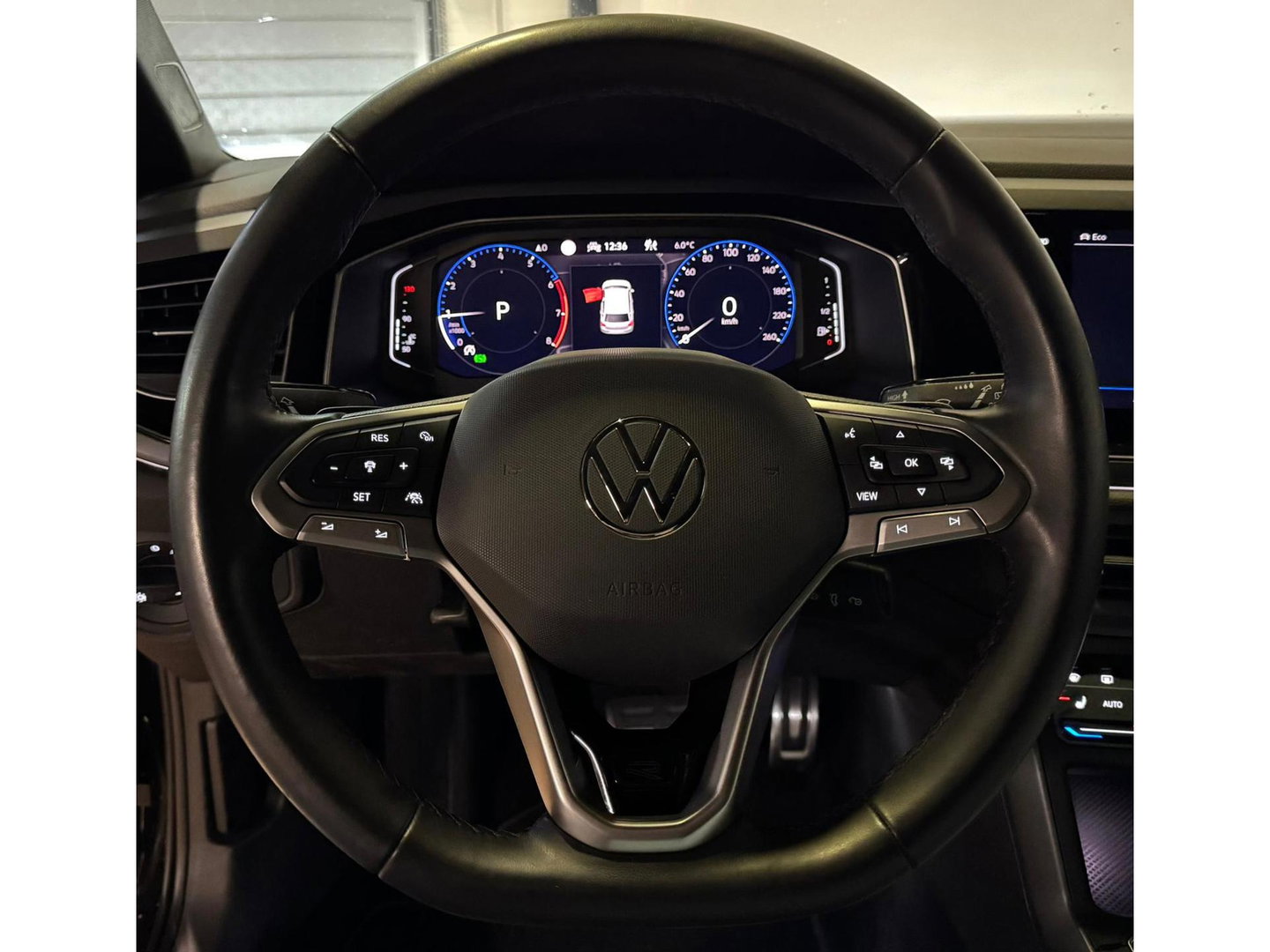 Volkswagen Polo 1.0 TSI R-Line CAM CARPLAY PDC