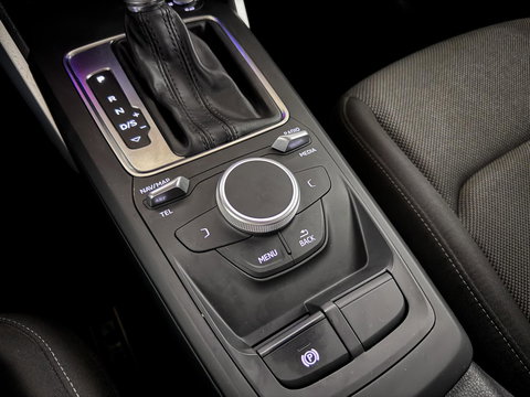Audi Q2 35 TFSI S-Line Black Edition DSG Navi CarPlay