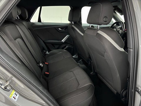 Audi Q2 35 TFSI S-Line Black Edition DSG Navi CarPlay