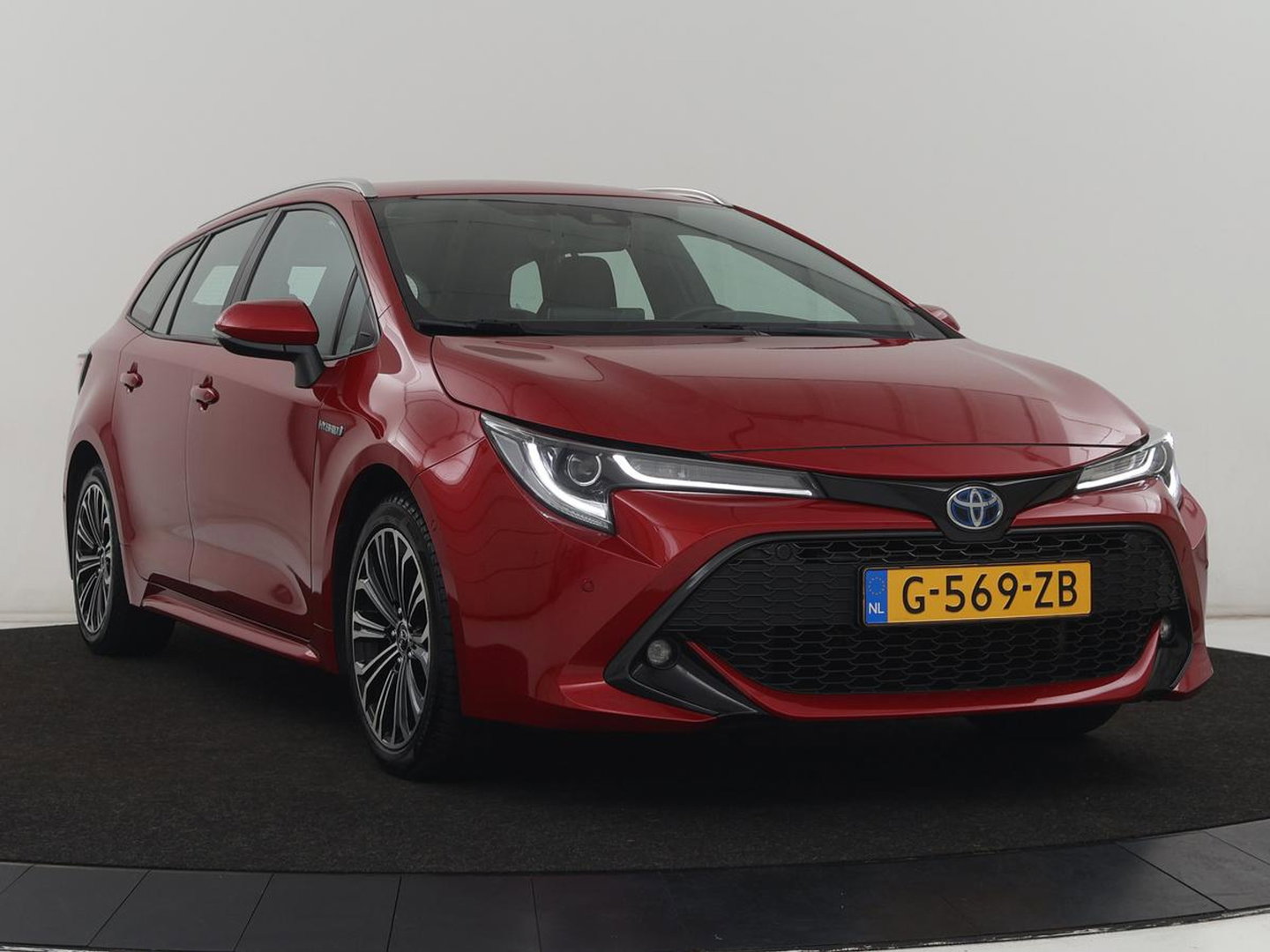 Toyota Corolla Touring Sports 2.0 Hybrid Style | Trekhaak | Stoelverwarming | Cruise Control | Navigatie | Camera | Carplay | Full LED | DAB | Climate control | Head-up