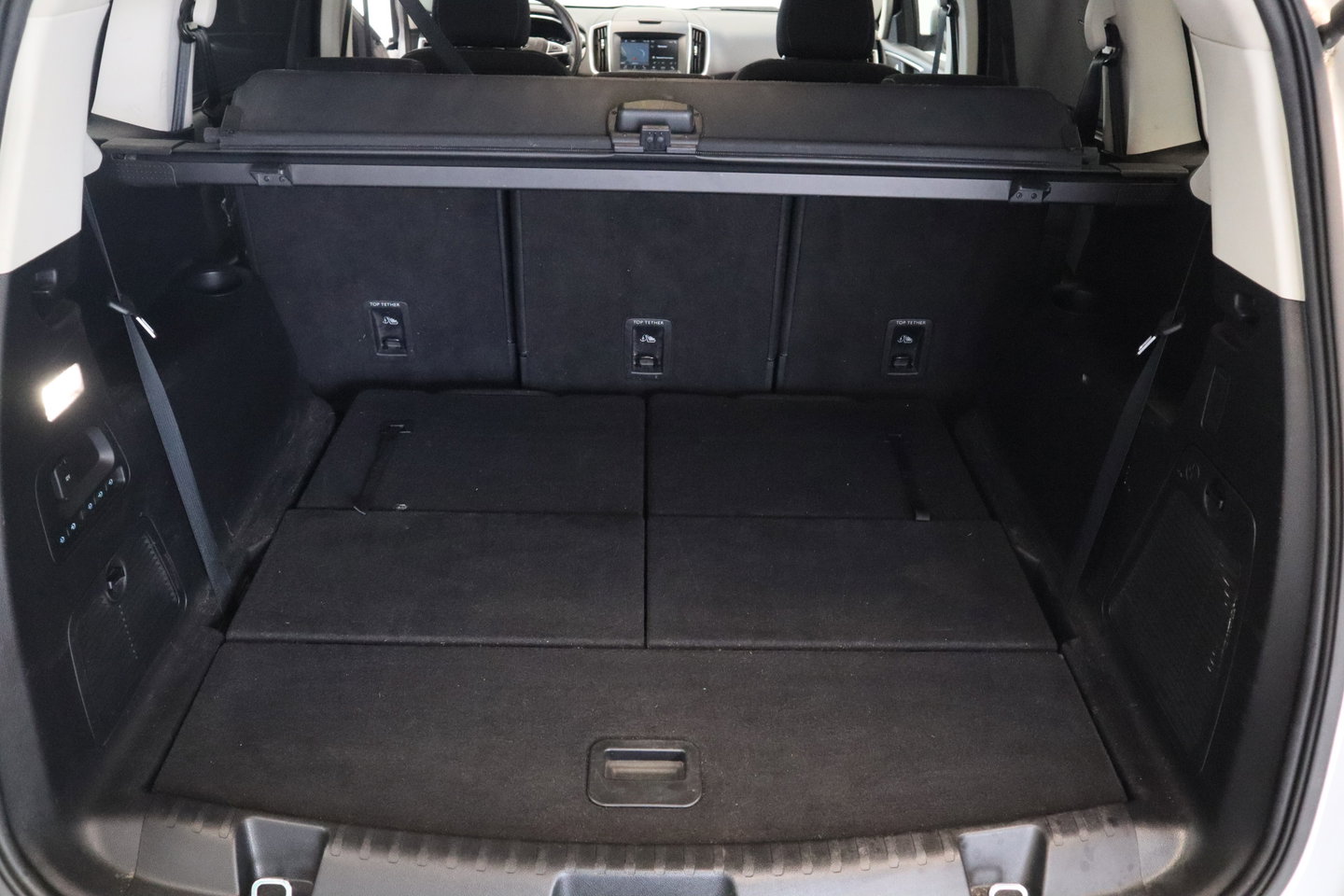 Ford S-Max 1.5 Titanium 7p. Cruise/Climate Navi PDC Elekt. Stoelen NAP