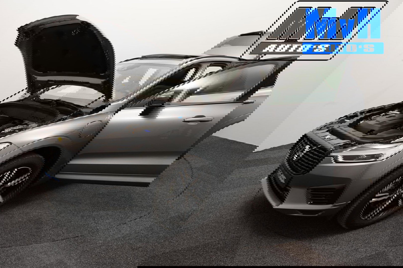 Volvo XC60 2.0 Recharge T6 AWD R-Design|PANO|H/K AUDIO|TREKH