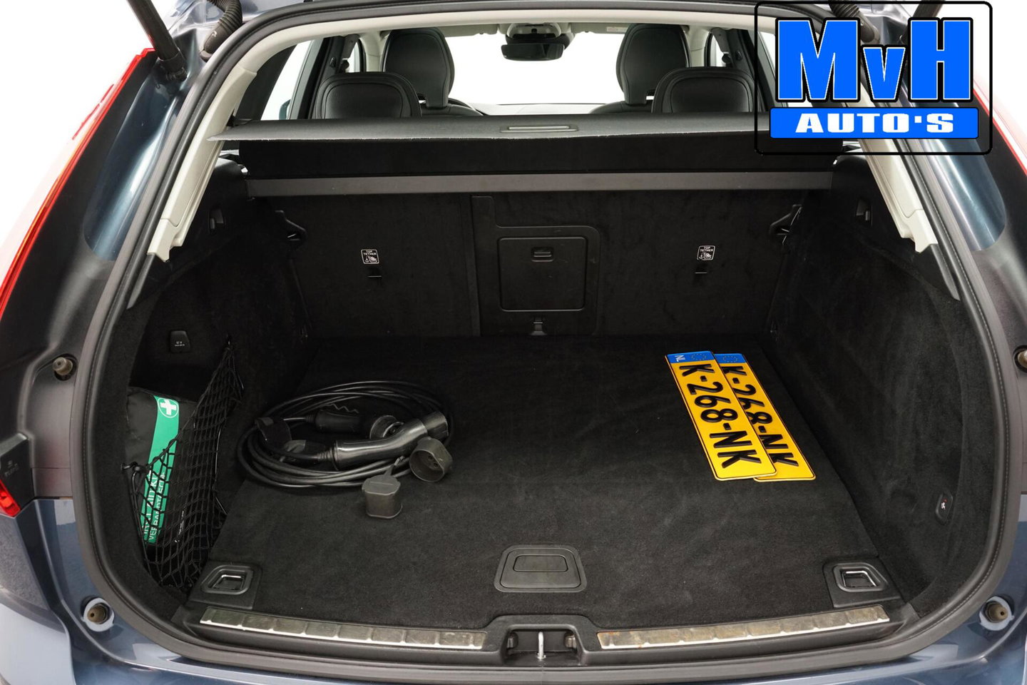 Volvo XC60 2.0 Recharge T6 AWD Business Pro|PANO|LUXE!|TREKH